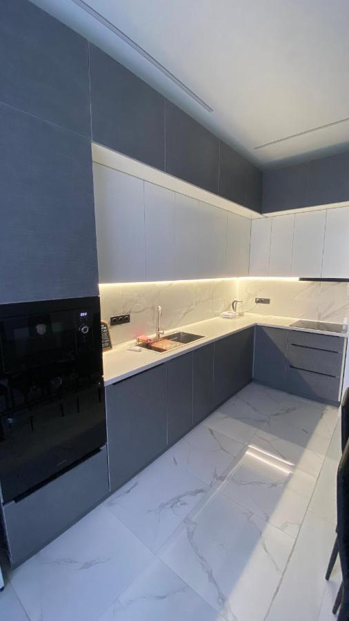 Heaven Apartment Mountain View 알마티 외부 사진
