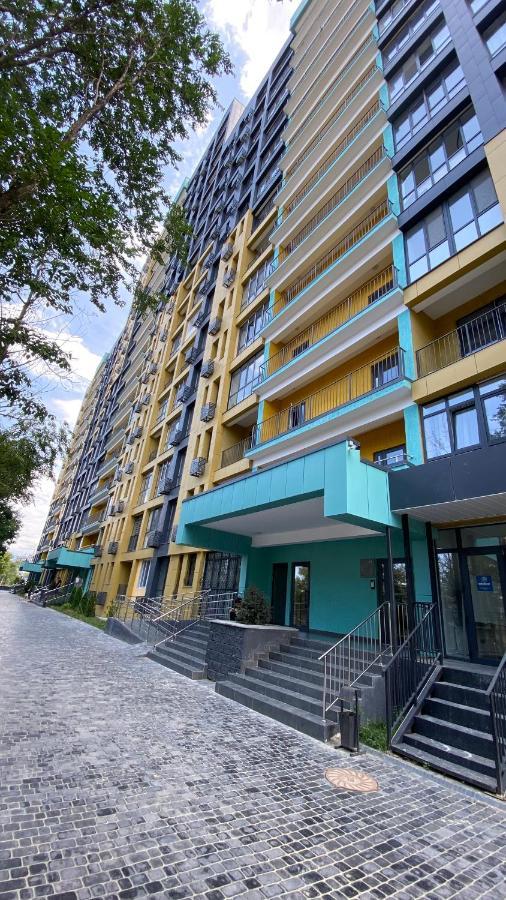 Heaven Apartment Mountain View 알마티 외부 사진